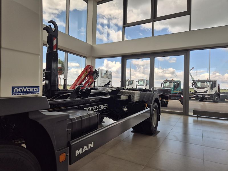 MAN TGL 12.220 NOSIČ KONTEJNERU 8T - fotka 4 z 5