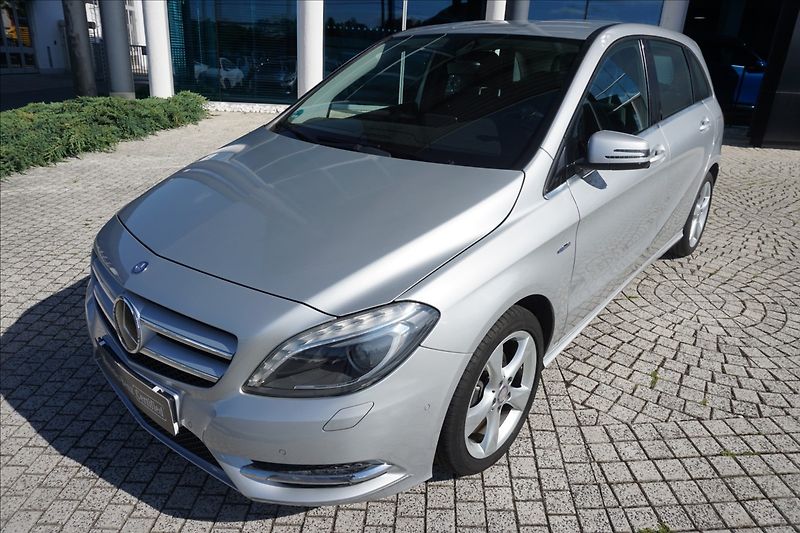 Mercedes-Benz Třídy B 1,8 B 200d - fotka 3 z 18