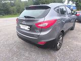 Hyundai ix35 2.0D4X4,70KM,MAX VÝBAVA,KRÁSNÝ - náhled 3
