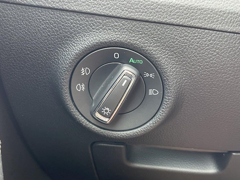 Škoda Superb (2022) 2.0 TDI 110kW DSG Style Plus c - fotka 7 z 34