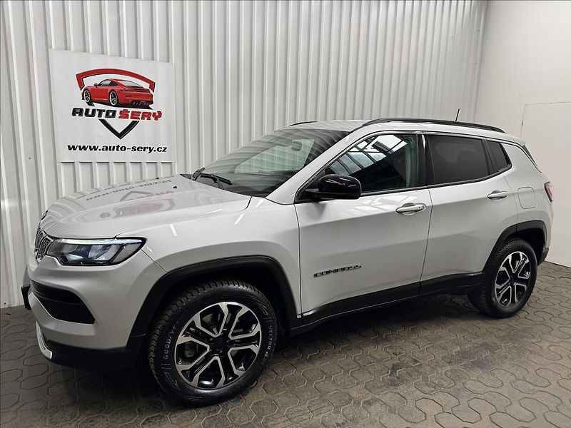 Jeep Compass 1.3 T4 4xE HYBRID LIMITED DPH - fotka 3 z 43