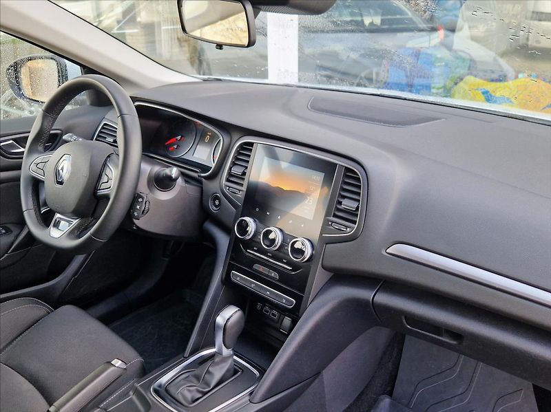 Renault Mégane 1,3 TCe 103kw A/T Intens 2xkol - fotka 14 z 32