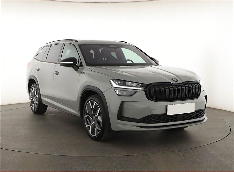 Škoda Kodiaq (2025) 2.0 TDI, SPORTLINE, KEYLESS - fotka 1 z 20