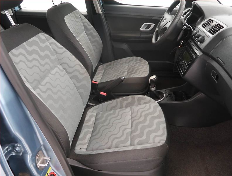 Škoda Roomster (2008) Comfort 1.2 12V, po STK - fotka 9 z 14