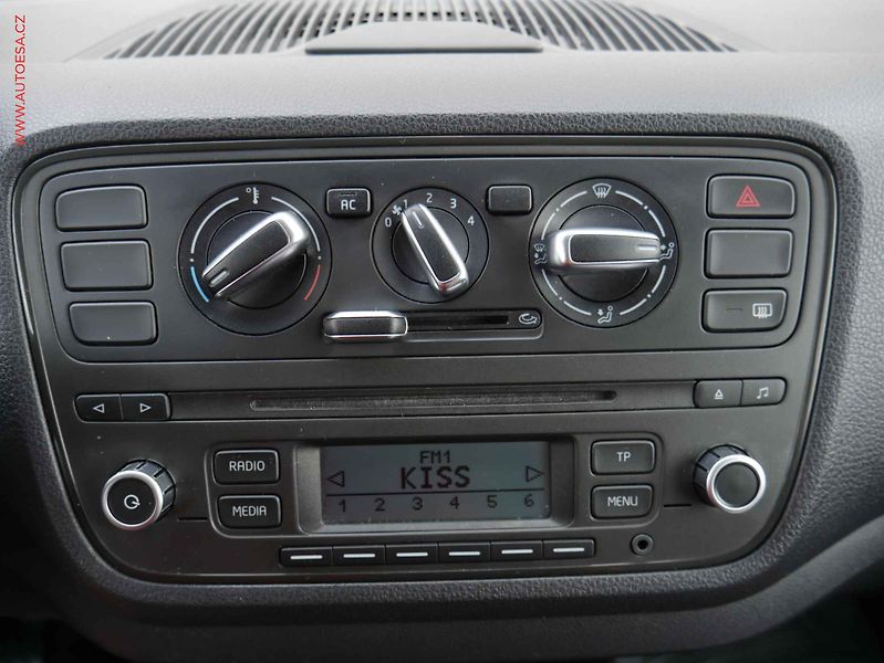 Škoda Citigo (2012) 1.0i, ČR, servis.kniha, AC - fotka 13 z 14