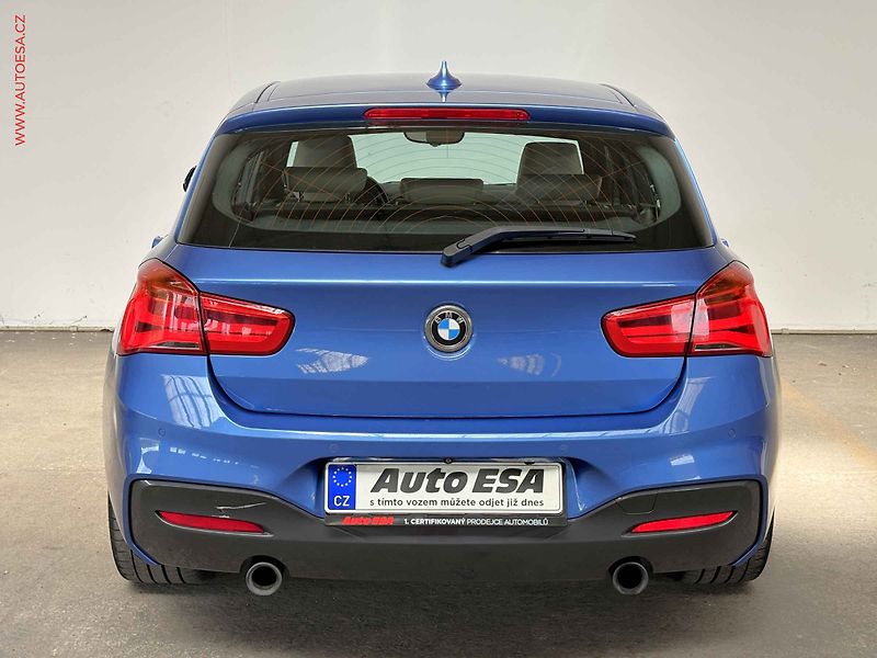 BMW Řada 1 (2015) 3.0 xD, ČR, AT - fotka 5 z 18