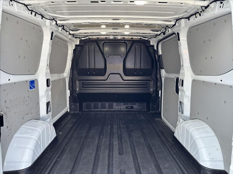 Ford Transit Custom 2,0 EcoBlue 100kW L1 - fotka 11 z 36
