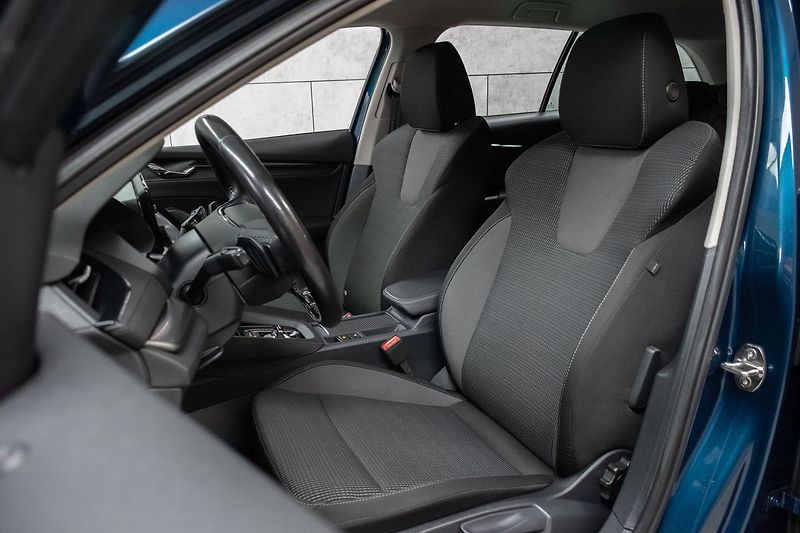 Škoda Octavia 1.0 TSI e-TEC*AMBITION+*ČR 1.M - fotka 10 z 34