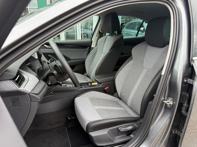 Škoda Octavia Top Selection 2.0 TDI 110kw DS - fotka 8 z 29