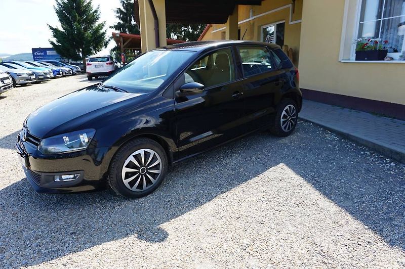Volkswagen Polo (2012) 1,4  63 KW  nové v ČR - fotka 3 z 35