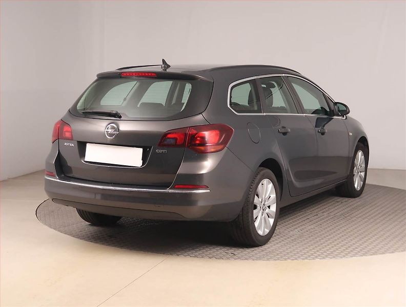 Opel Astra (2015) 1.6 CDTI, Serv.kniha, Tempomat - fotka 5 z 15