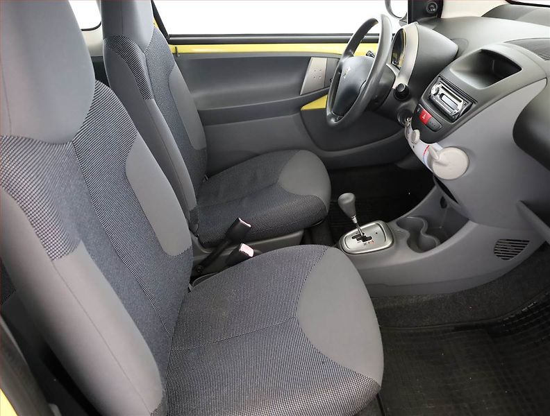 Peugeot 107 (2006) 1.0, Automat, po STK - fotka 7 z 11
