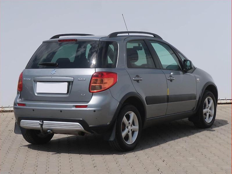 Suzuki SX4 (2009) 1.9 DDiS, 4X4, Serv.kniha - fotka 5 z 14