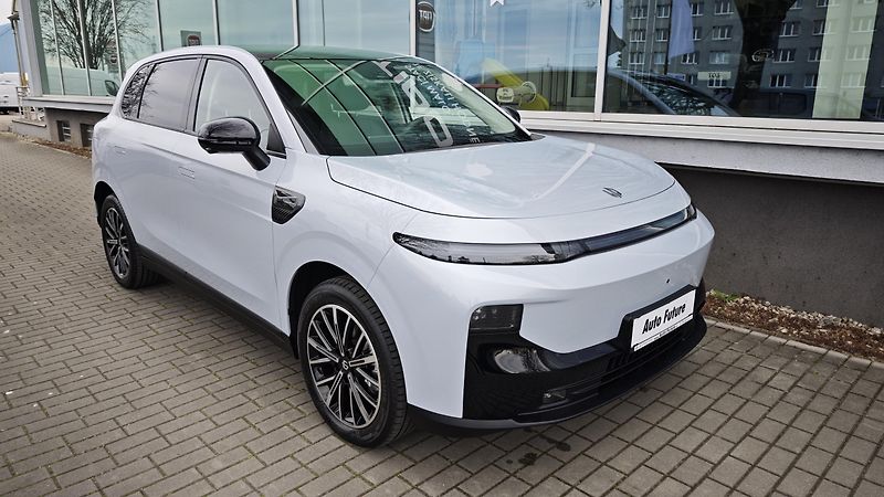Leapmotor B10 (2026) Design 67kW EV - fotka 3 z 45