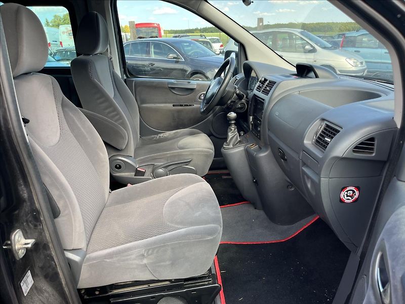 Fiat Scudo 2,0 JTD L2 PANORAMA 8.MÍST - fotka 11 z 41