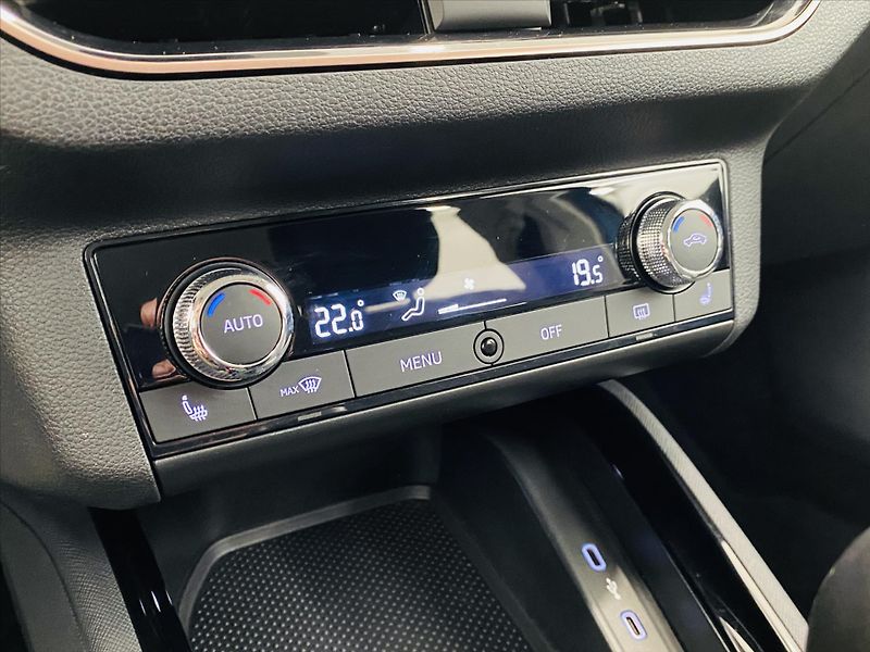 Škoda Kamiq 1,0 TSI 81kW Style - fotka 20 z 25