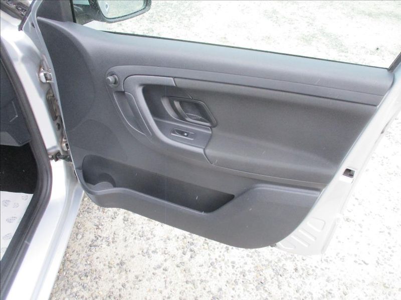 Škoda Fabia 1,2 i, klima, serv. kniha, - fotka 10 z 42
