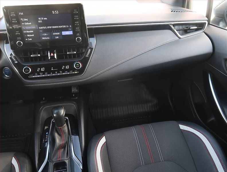 Toyota Corolla (2021) 2.0 Hybrid - fotka 8 z 27