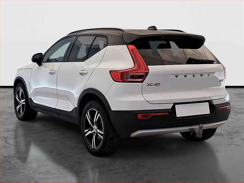 Volvo XC40 (2019) D3 AWD, 4X4, Automat, Kůže - fotka 4 z 23