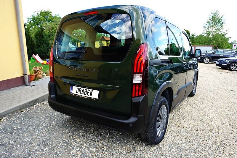Peugeot Rifter (2024) 1,5HDI 96 kW - fotka 4 z 38