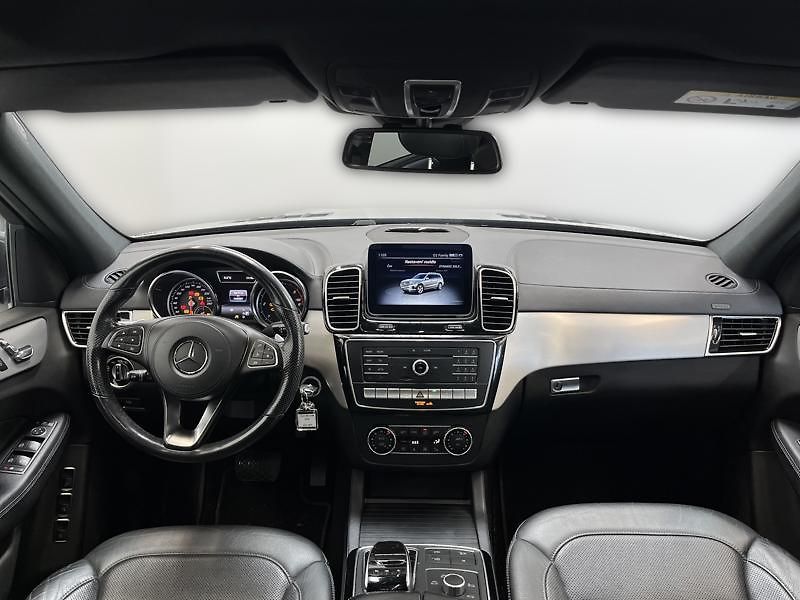 Mercedes-Benz GLS 350d 4MATIC AMG Line - fotka 14 z 25