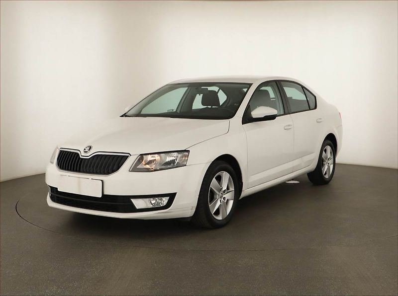 Škoda Octavia (2016) 1.6 TDI, Tempomat - fotka 2 z 13