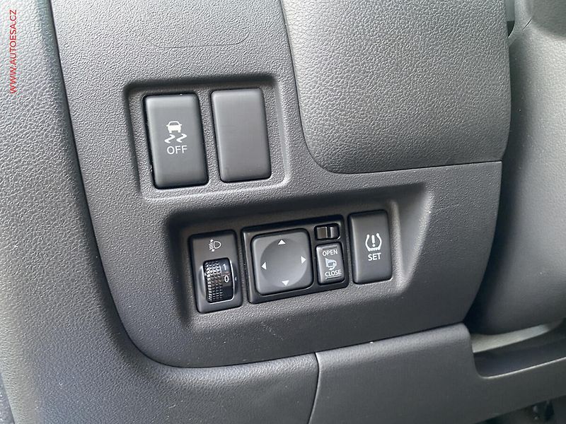 Nissan Micra (2017) 1.2 i, Acenta, výhřev sed - fotka 14 z 15
