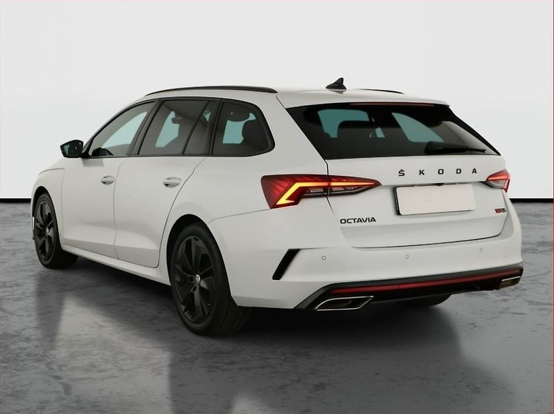 Škoda Octavia (2024) RS 2.0 TDI 4x4 - fotka 4 z 27