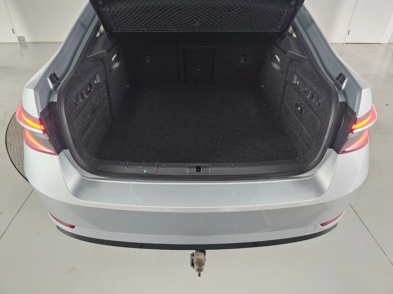 Škoda Superb (2019) 1.4PHEV 160kW LAURIN a KLEMENT - fotka 30 z 30