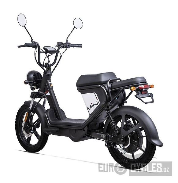Keeway (2026) E-ZI Mini 45km/h - fotka 2 z 20