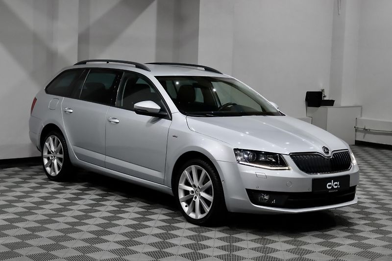 Škoda Octavia 3 Combi 1.4 TSI 110 kW - fotka 2 z 32