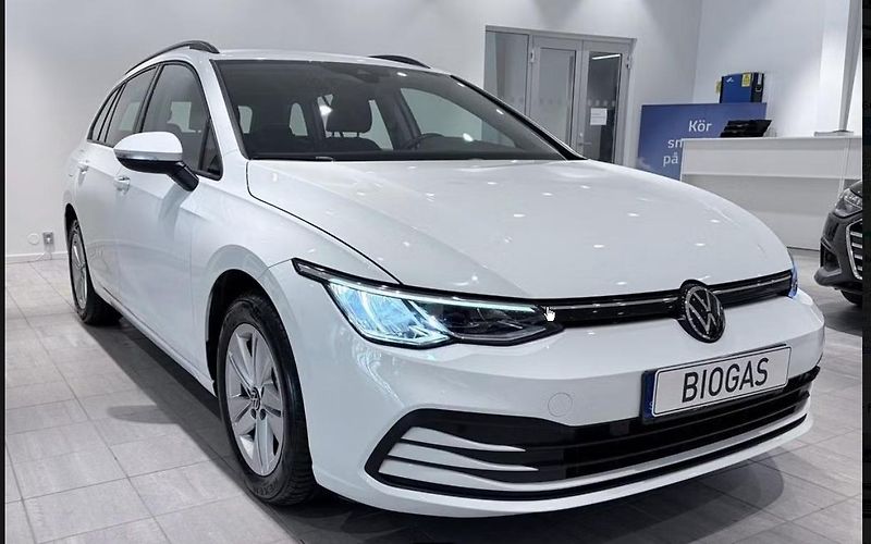 Volkswagen Golf Variant 1.5 TGI Base Ambient Kamera - fotka 12 z 12