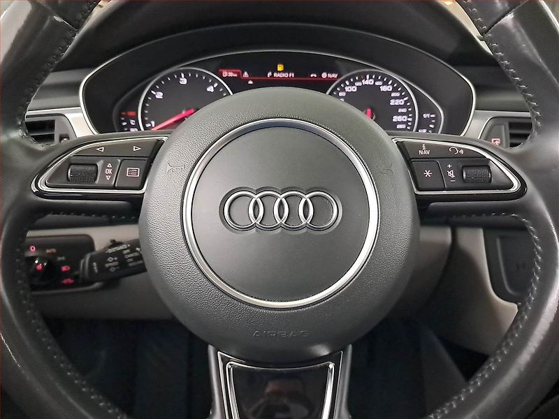 Audi A6 (2015) 3.0 BiTDI, 4X4, Automat, Kůže - fotka 23 z 25
