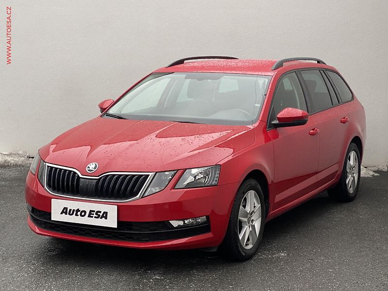 Škoda Octavia (2019) 1.5 TSi, ČR, Ambition, DSG - fotka 3 z 18