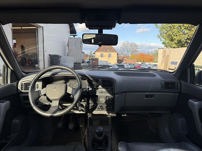 Renault R19 1.8s 66kW - fotka 12 z 22