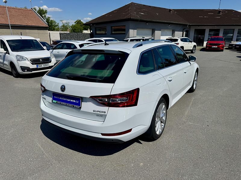 Škoda Superb (2018) Style 2.0 TDI 140 KW 4x4 -CZ- - fotka 8 z 27