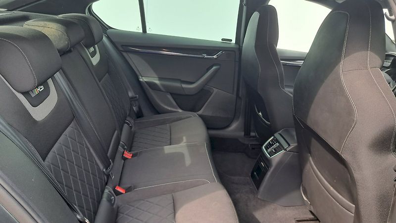 Škoda Octavia (2018) RS 2,0 TDI 135 kW - fotka 17 z 22