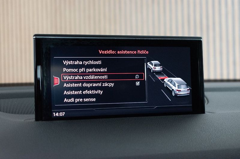 Audi Q7 3.0TDI REZERVACE - fotka 37 z 51