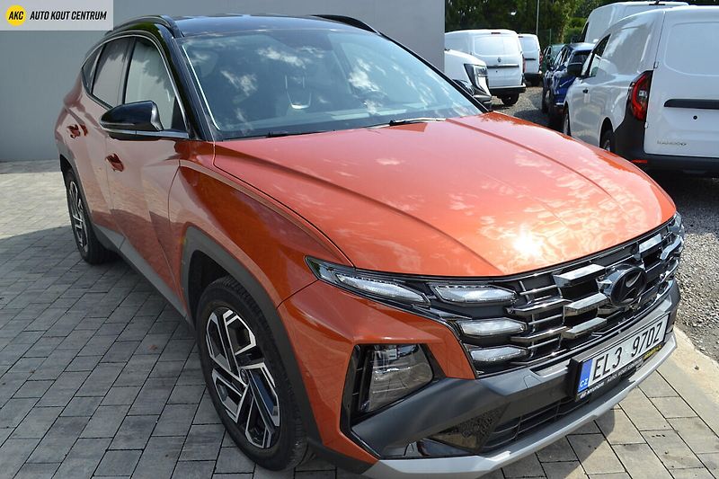 Hyundai Tucson 1,6 T-GDI PHEV 4WD AT PREMIUM - fotka 7 z 69