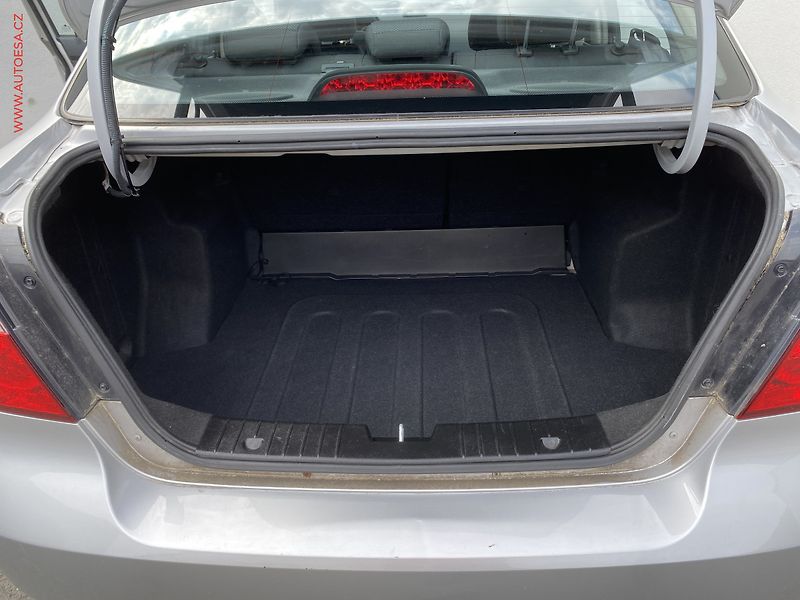 Chevrolet Aveo (2008) 1.2 i, ČR, STK4/28 - fotka 7 z 15