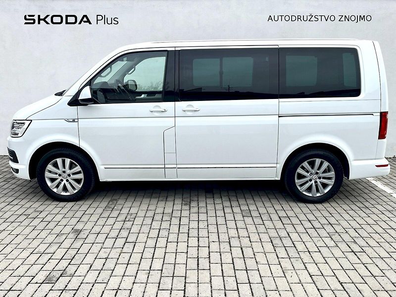 Volkswagen Multivan (2018) 2,0TSi Benzín 150kW Highline 4 - fotka 3 z 24