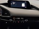 Mazda 3 (2023) Plus 2.0 Skyactiv-G - náhled 12