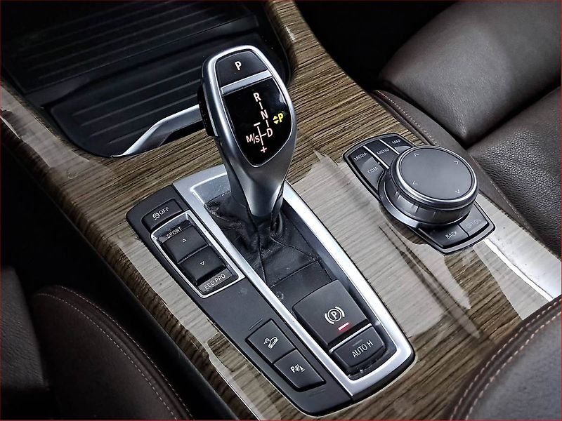 BMW X4 (2016) xDrive30d, 4X4, Automat - fotka 13 z 21