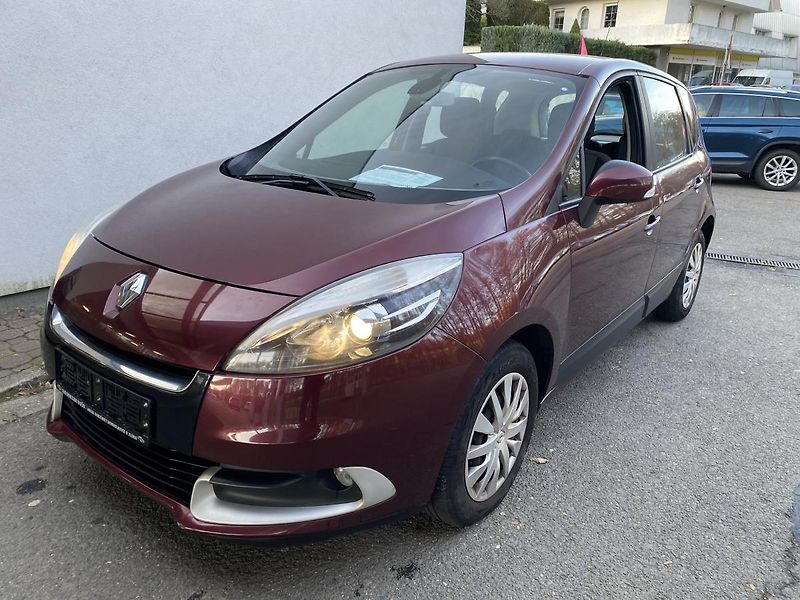 Renault Scénic (2013) 1.5 dci Expression pěkný - fotka 1 z 23