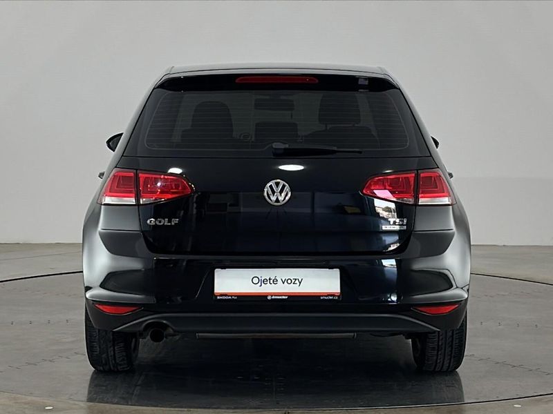 Volkswagen Golf Comfortline - fotka 17 z 26