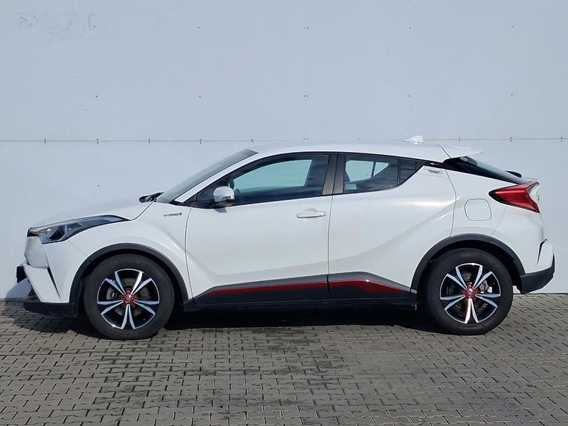 Toyota C-HR 1.8 HSD e-CVT Active - fotka 3 z 21