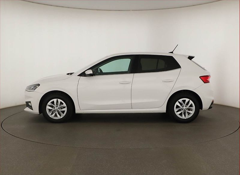 Škoda Fabia (2023) Style 1.0 TSI, ČR,1.maj - fotka 3 z 19