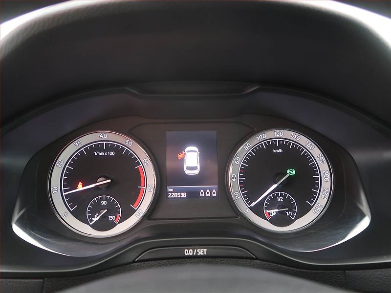 Škoda Karoq (2018) Ambition Plus 1.5 TSI, Automat - fotka 11 z 16