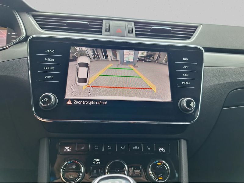 Škoda Superb 2.0 TDI 110kW Style - fotka 4 z 4