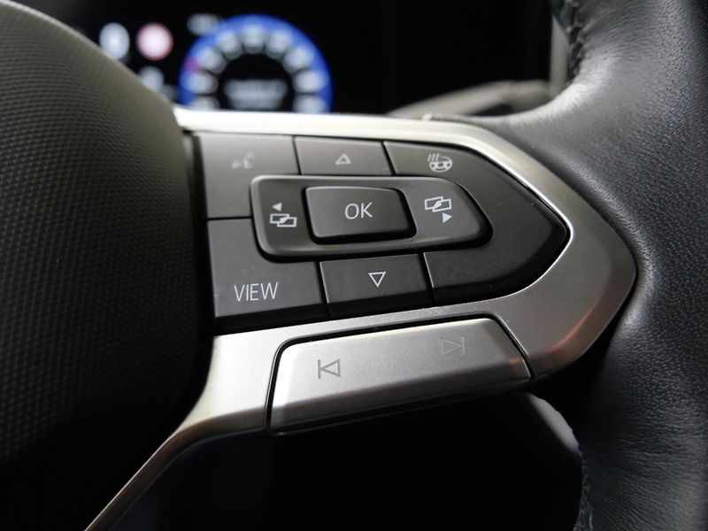 Volkswagen Tiguan - fotka 16 z 25